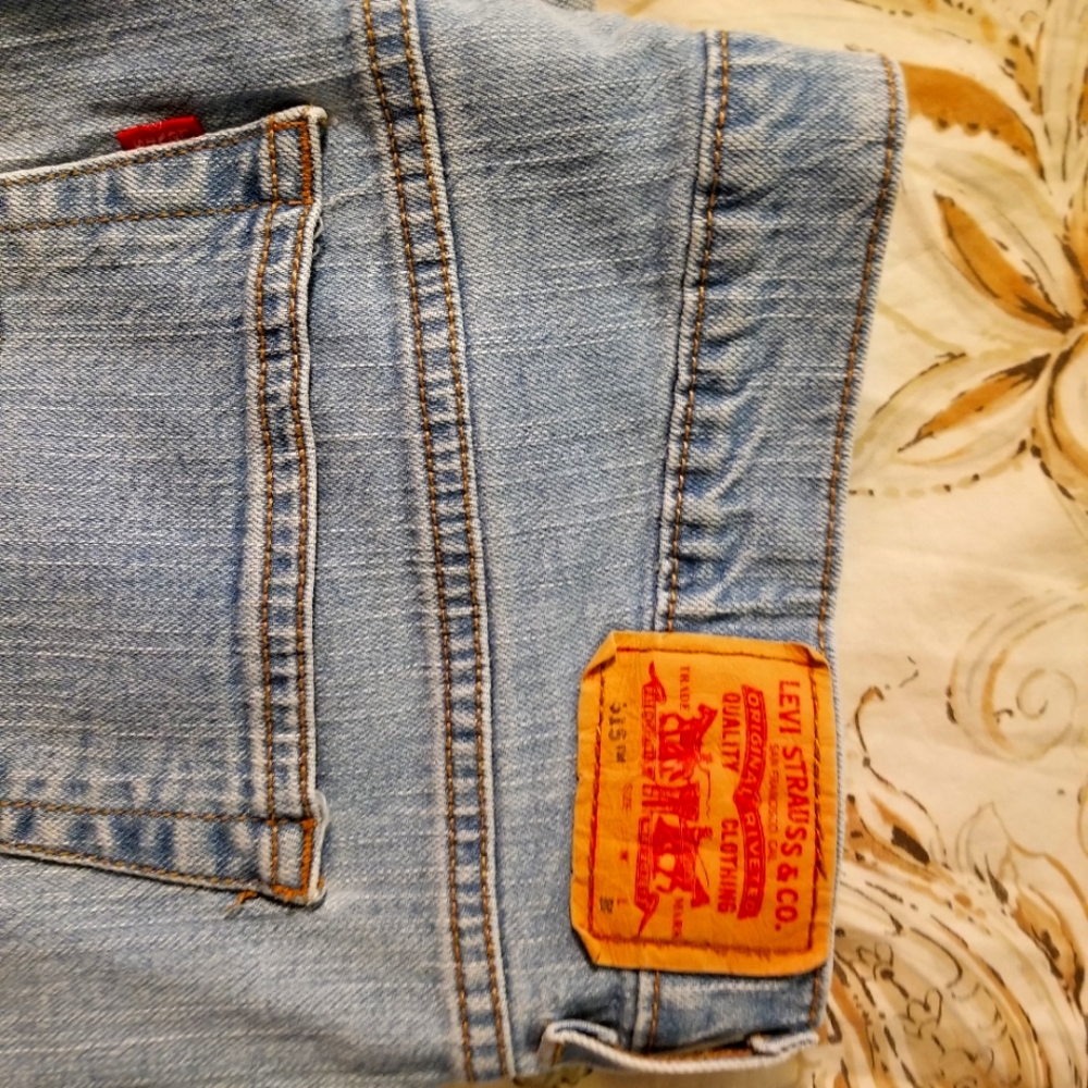 Women Levi Nouveau 515
